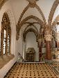 das Rathaus wurde in den Jahren 1867 bis 1909 im neugotischen Stil erbaut