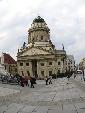 Nach der Stadtrundfahrt Gelegenheit zum Bummel am Gendarmenmarkt.