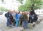 Mitglieder des Bayernbundes trafen sich mit unserer Stadtführerin Corinna Erhard am Brunnen vor der LMU in der Ludwigstraße

