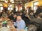 Es wurde eng im Münchner Saal im Augustiner am Platzl
