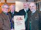 Ernennung des Kreisvorsitzenden Josef KIrchmeier zum Ehrenvorsitzenden.
v.l. Josef Kirchmeier, Adolf Dinglreiter, Sebastian Friesinger, Hubert Dorn 